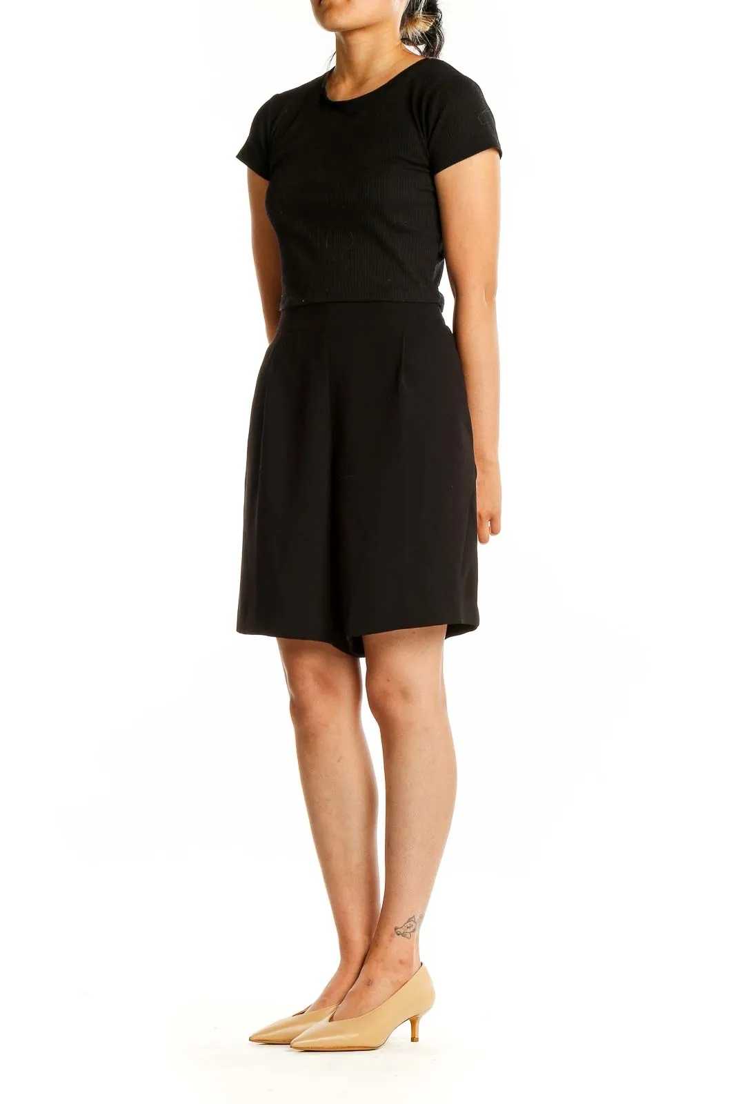 Black Pleated Polyester Shorts