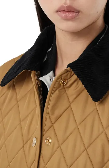 BURBERRY CORDUROY COLLAR DIAMOND QUILTED BARN JACKET