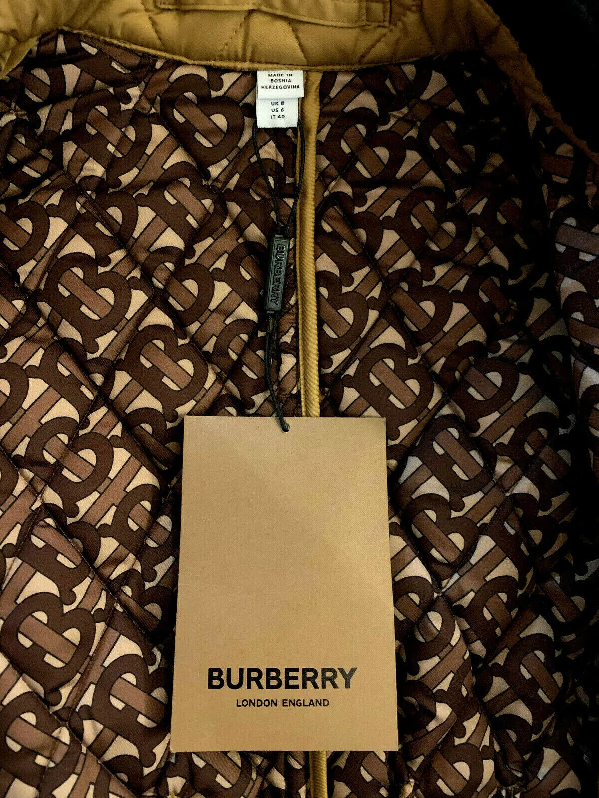 BURBERRY CORDUROY COLLAR DIAMOND QUILTED BARN JACKET