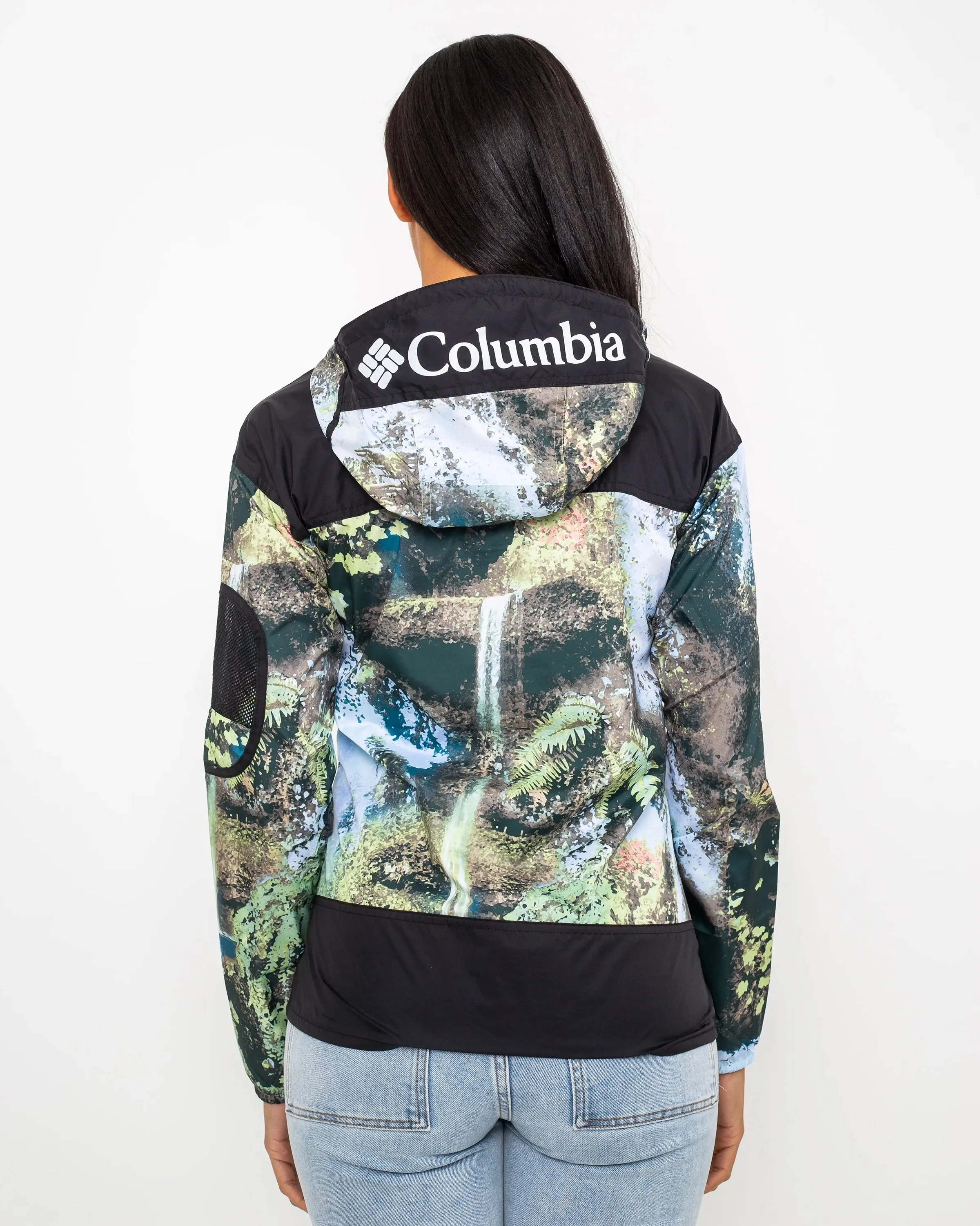 Challenger Windbreaker Jacket in Napa Green, Chasing Falls & Black