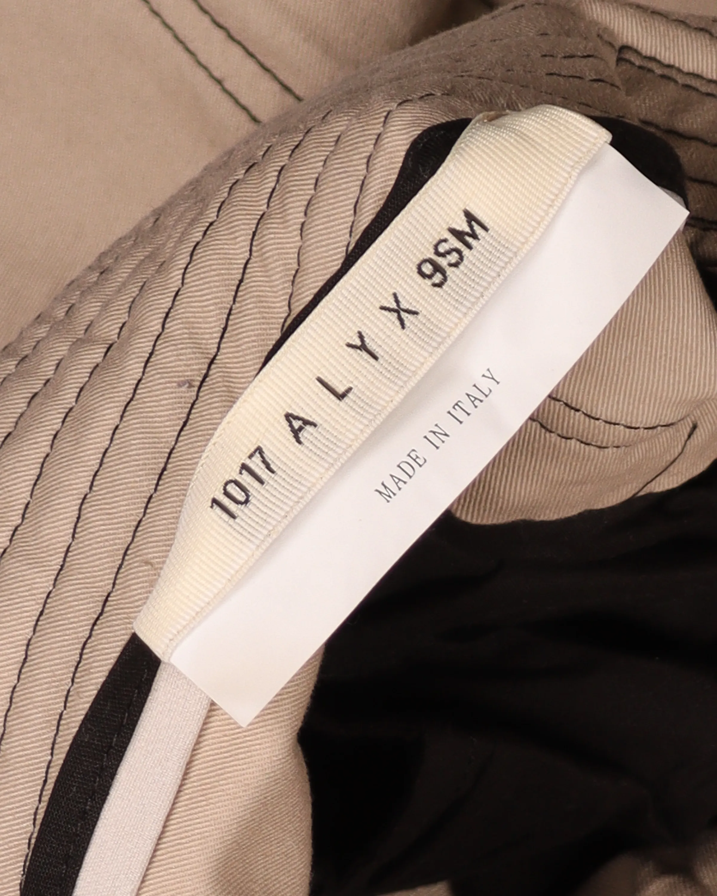 Contrast Stitch Convertible Cargo Pants