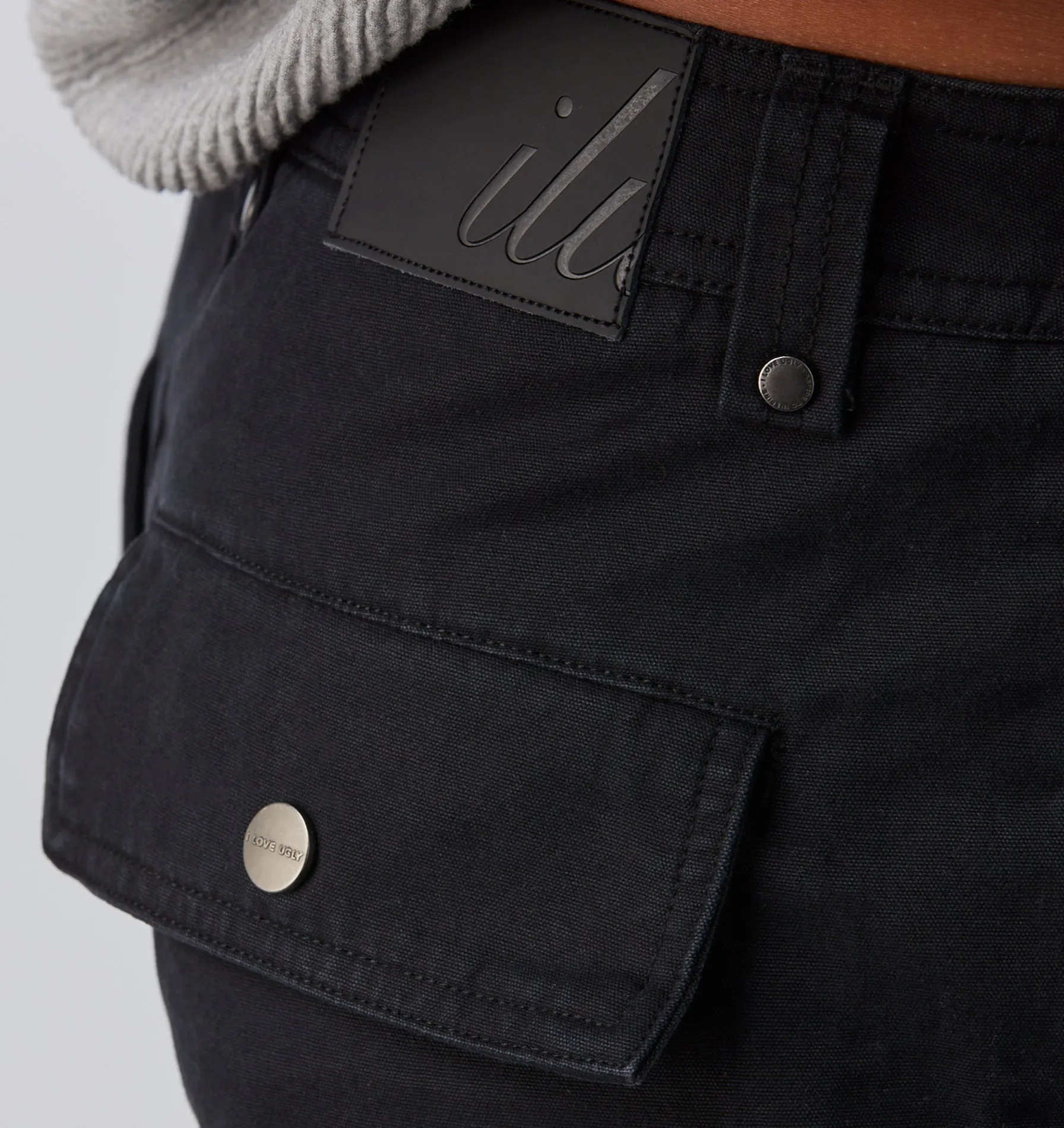 Ezra Cargo Short - Washed Black