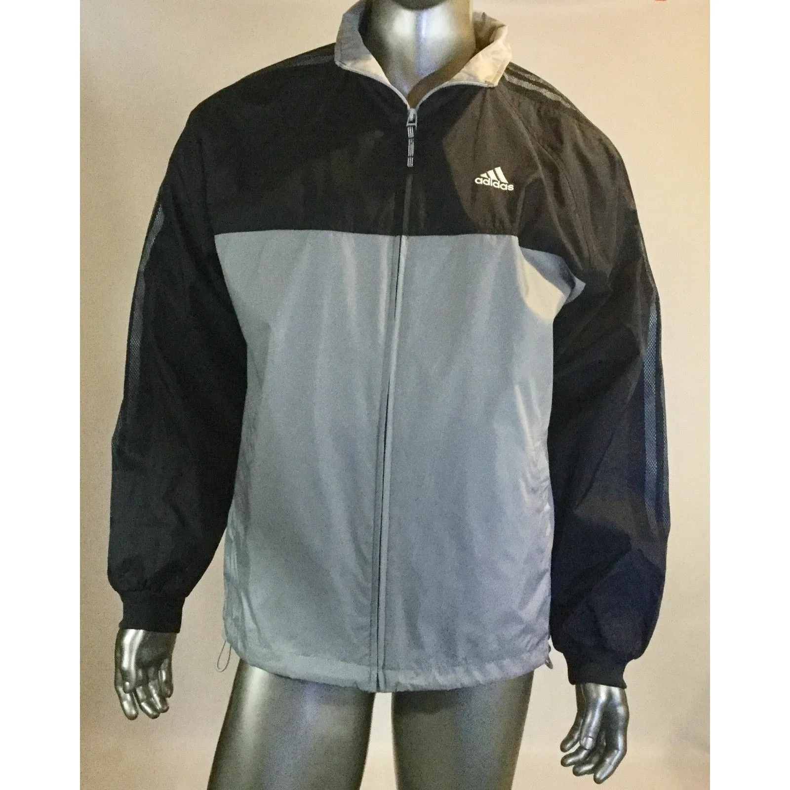 LARGE adidas Originals Men's 3 STRIPED mesh Windbreaker Jacket, Large