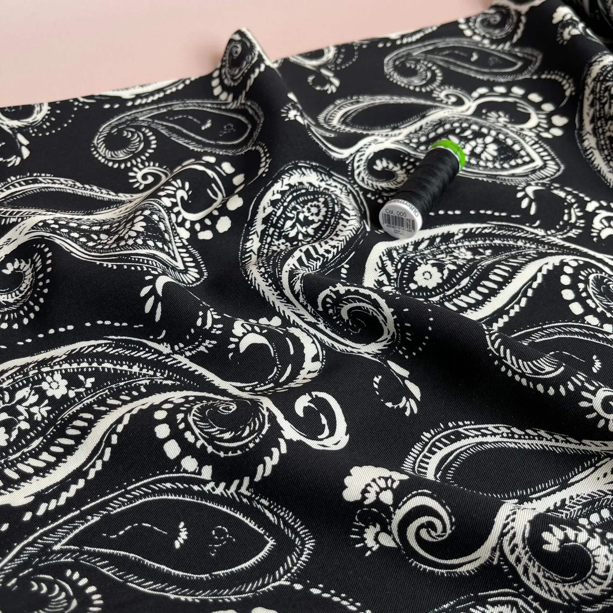 REMNANT 2 Metres (small hole 9cm from selvedge) Off-Whtie Paisley on Black Viscose Twill Fabric