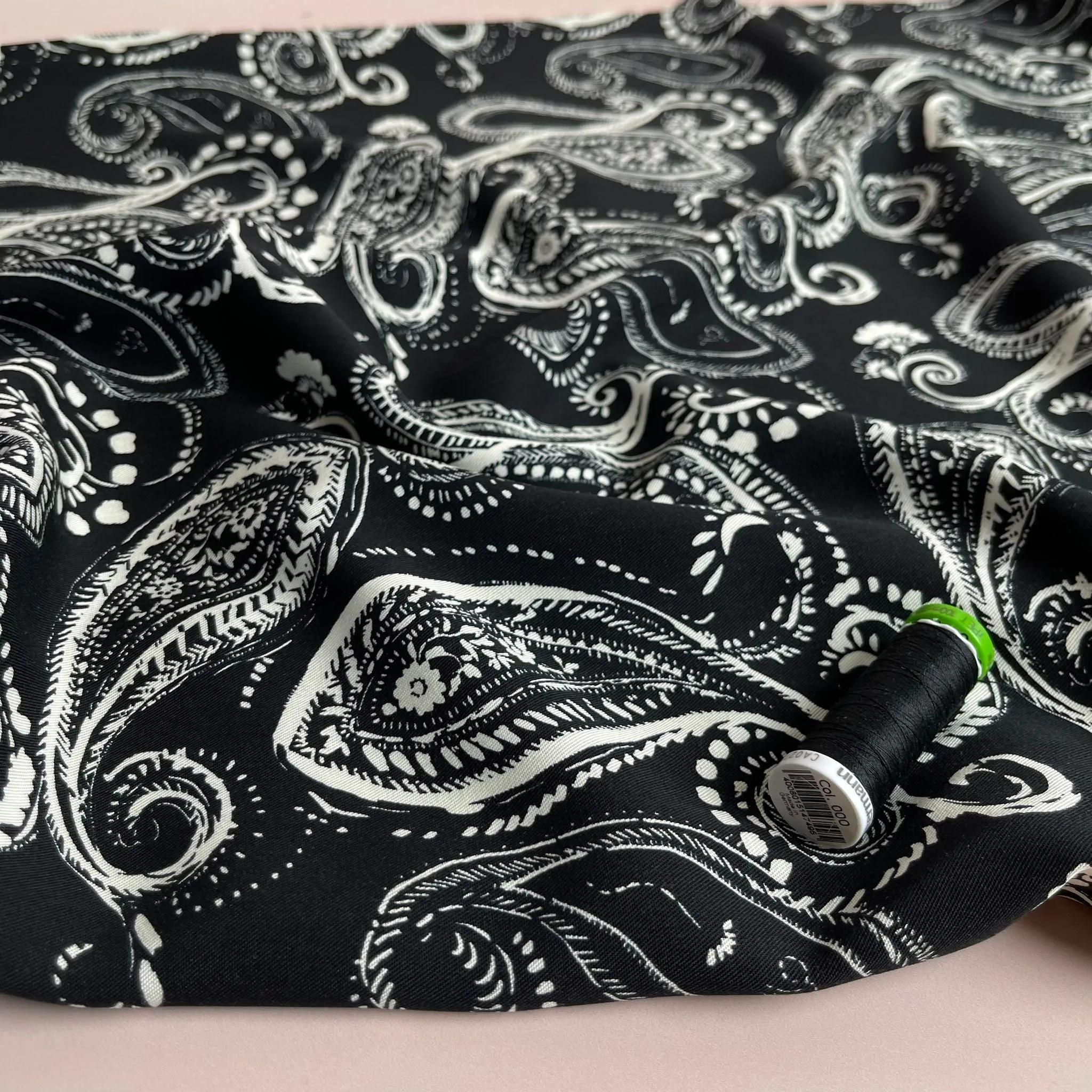 REMNANT 2 Metres (small hole 9cm from selvedge) Off-Whtie Paisley on Black Viscose Twill Fabric