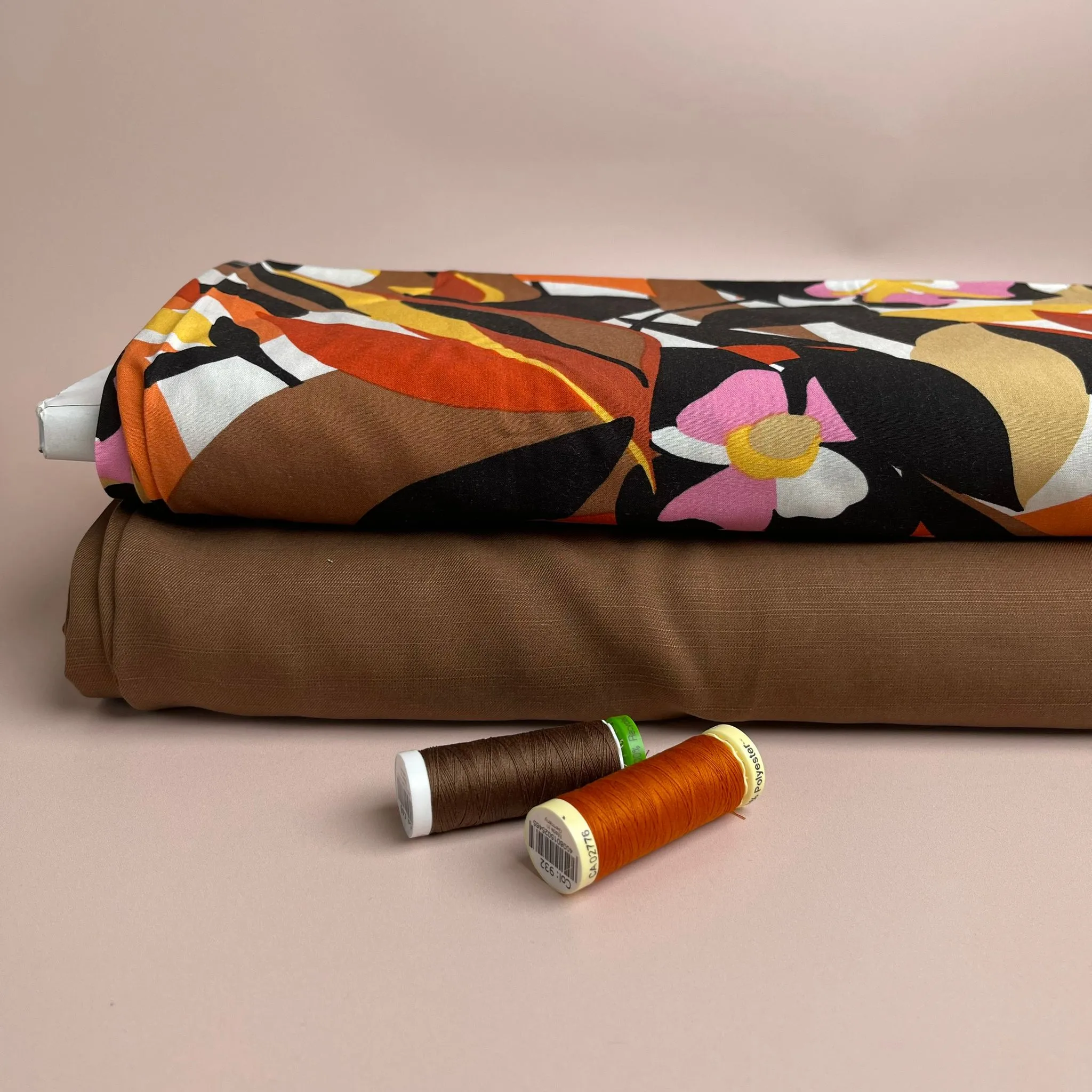 REMNANT 2.9 Metres - Graphic Abstract Floral Brown Stretch Viscose Poplin Fabric