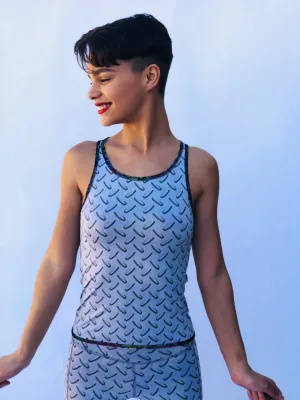 SLEEVELESS TOP/RASH GUARD GRAFFITI/BUNS OF STEEL